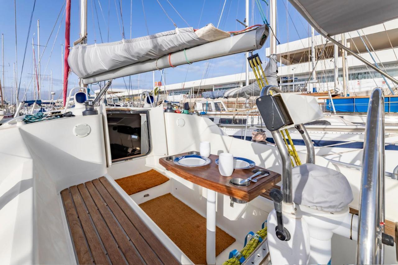 Relaxing Stay On A 38Ft Sail Yacht 阿雷西费 外观 照片